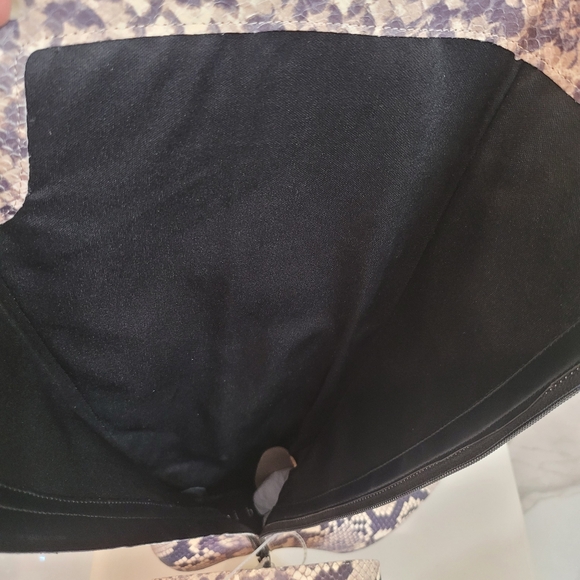 Gianni Bini Beige and Black Heeled Boots Size 7M - Picture 8 of 12